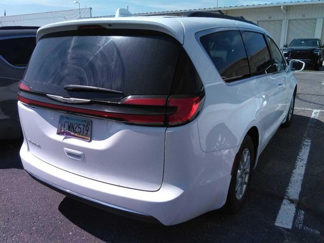 2022 Chrysler Pacifica Touring-L