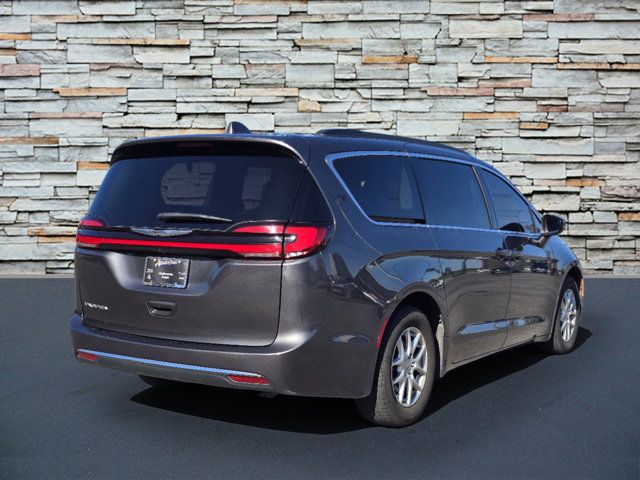 2022 Chrysler Pacifica Touring-L