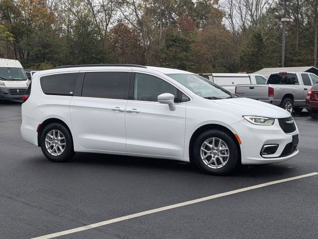 2022 Chrysler Pacifica Touring-L