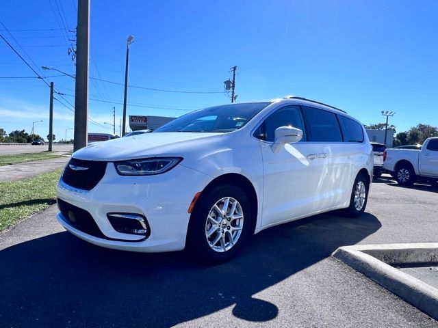 2022 Chrysler Pacifica Touring-L