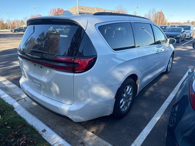 2022 Chrysler Pacifica Touring-L