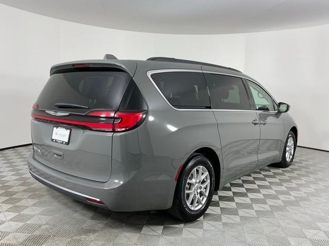 2022 Chrysler Pacifica Touring-L