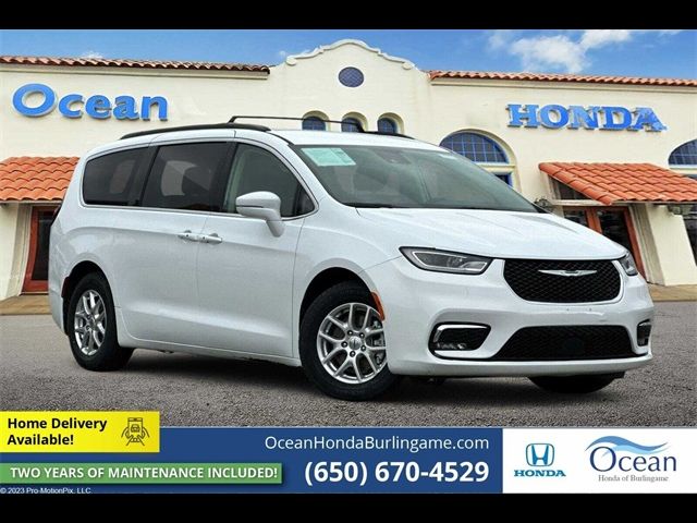 2022 Chrysler Pacifica Touring-L