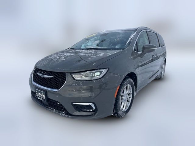 2022 Chrysler Pacifica Touring-L