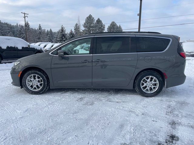 2022 Chrysler Pacifica Touring-L