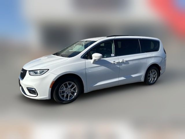 2022 Chrysler Pacifica Touring-L