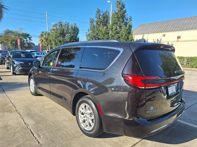 2022 Chrysler Pacifica Touring-L