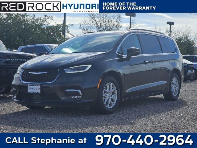 2022 Chrysler Pacifica Touring-L