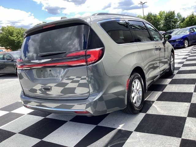 2022 Chrysler Pacifica Touring-L