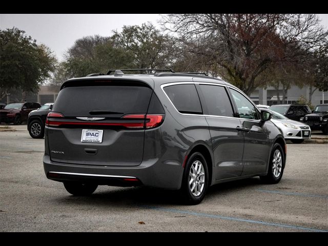 2022 Chrysler Pacifica Touring-L