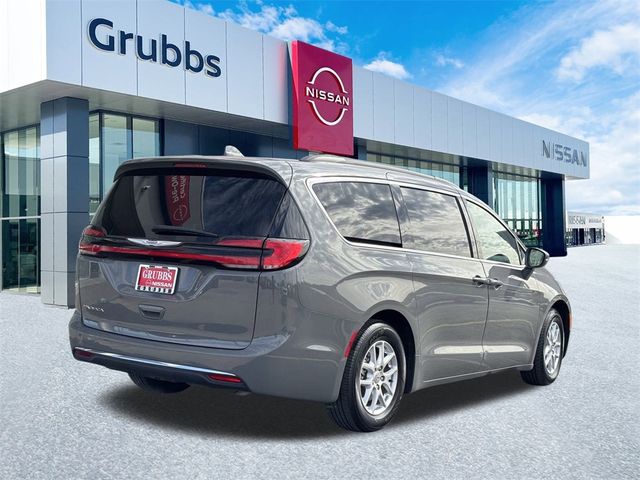 2022 Chrysler Pacifica Touring-L