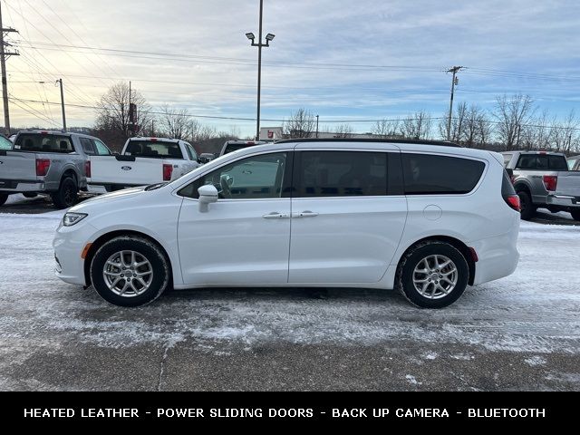 2022 Chrysler Pacifica Touring-L