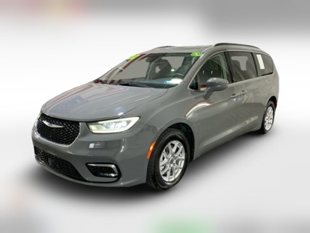 2022 Chrysler Pacifica Touring-L