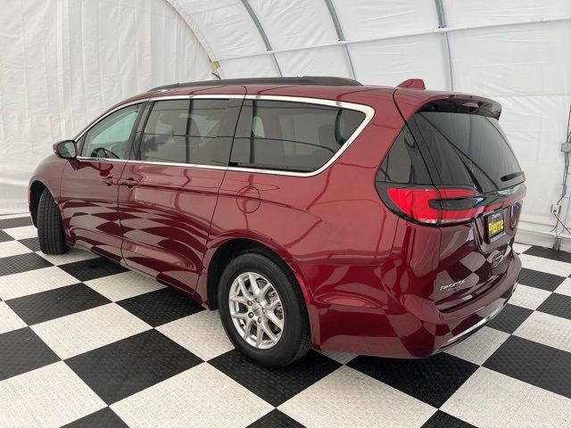 2022 Chrysler Pacifica Touring-L