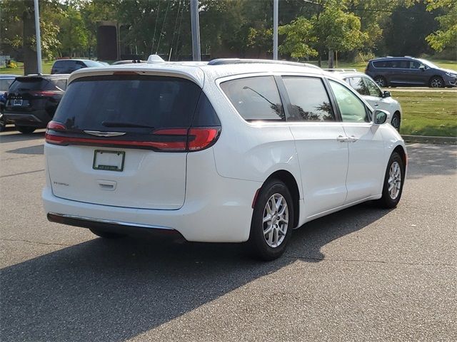 2022 Chrysler Pacifica Touring-L