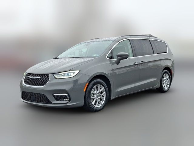 2022 Chrysler Pacifica Touring-L