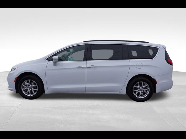 2022 Chrysler Pacifica Touring-L