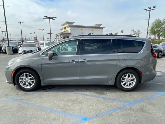 2022 Chrysler Pacifica Touring-L