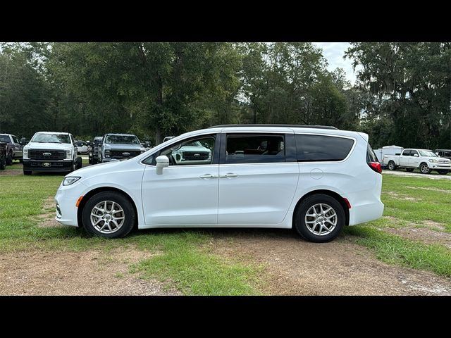 2022 Chrysler Pacifica Touring-L