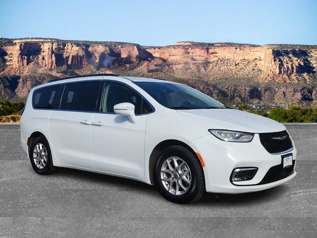 2022 Chrysler Pacifica Touring-L