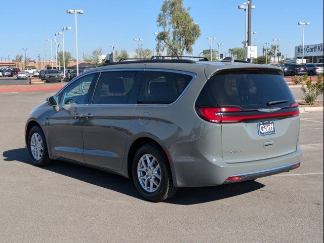 2022 Chrysler Pacifica Touring-L