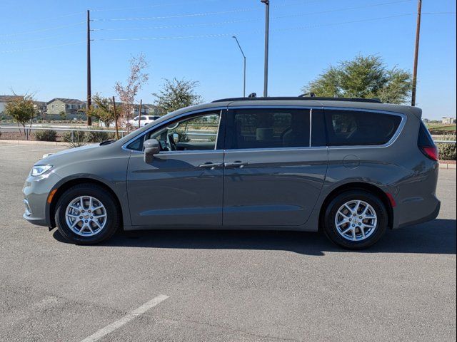 2022 Chrysler Pacifica Touring-L