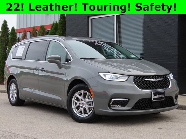 2022 Chrysler Pacifica Touring-L