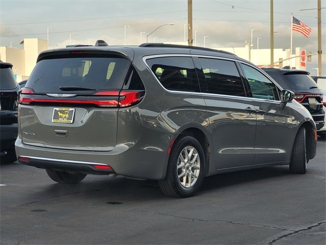 2022 Chrysler Pacifica Touring-L