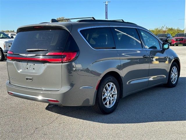 2022 Chrysler Pacifica Touring-L