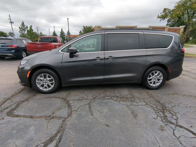 2022 Chrysler Pacifica Touring-L