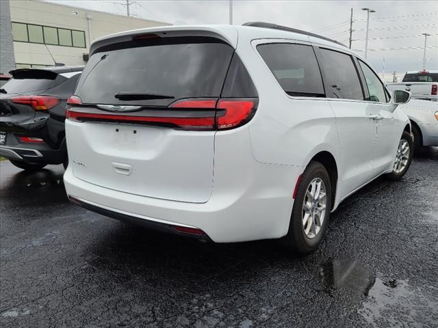 2022 Chrysler Pacifica Touring-L