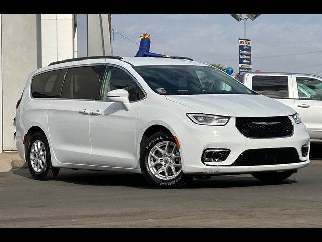 2022 Chrysler Pacifica Touring-L