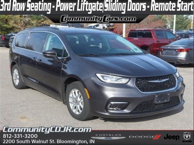 2022 Chrysler Pacifica Touring-L