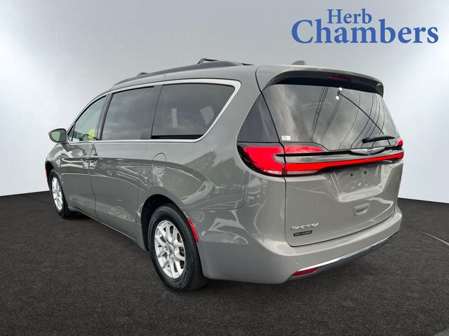 2022 Chrysler Pacifica Touring-L