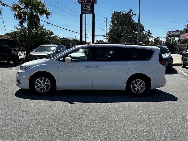 2022 Chrysler Pacifica Touring-L