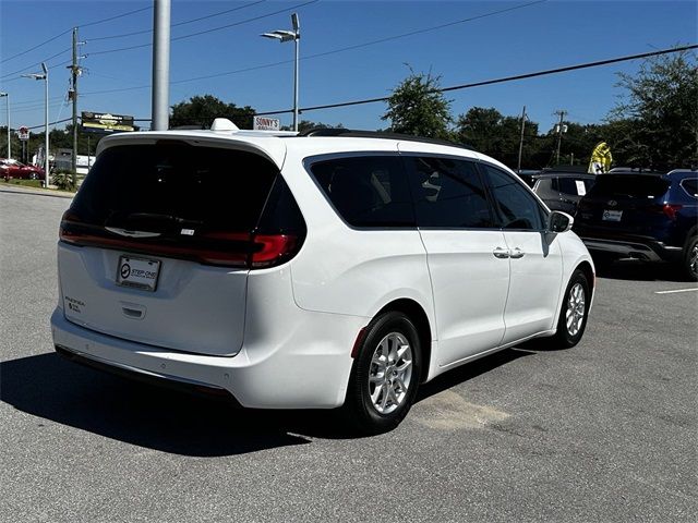 2022 Chrysler Pacifica Touring-L