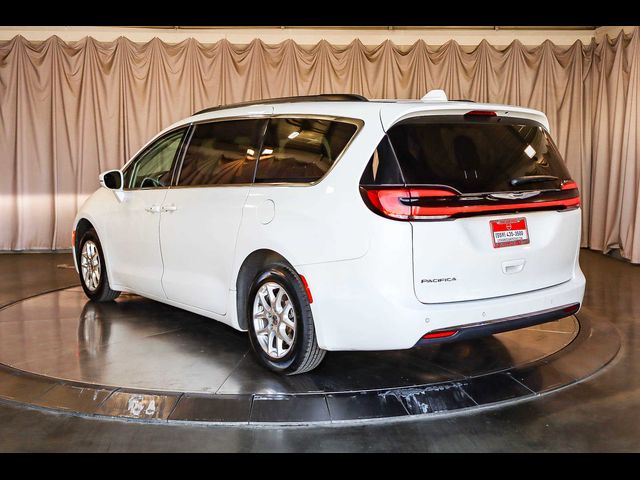 2022 Chrysler Pacifica Touring-L