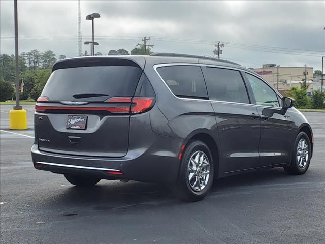 2022 Chrysler Pacifica Touring-L