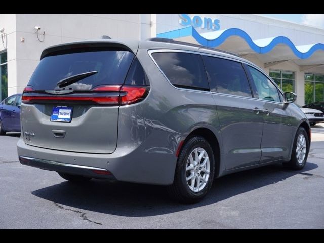 2022 Chrysler Pacifica Touring-L