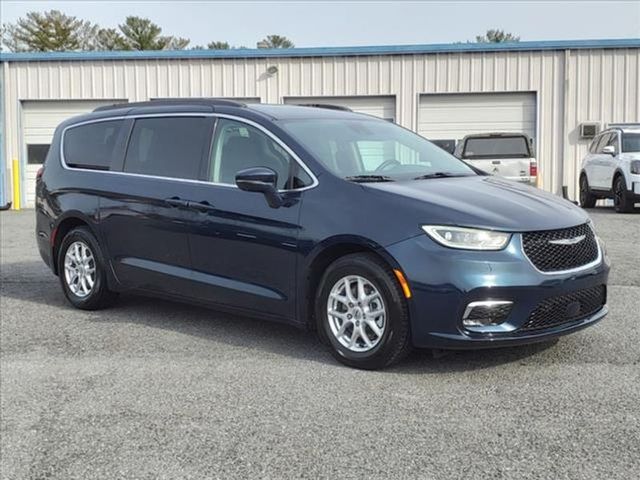 2022 Chrysler Pacifica Touring-L