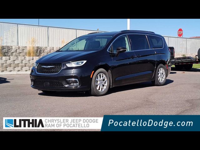 2022 Chrysler Pacifica Touring-L