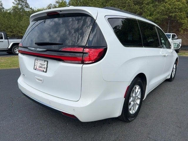 2022 Chrysler Pacifica Touring-L