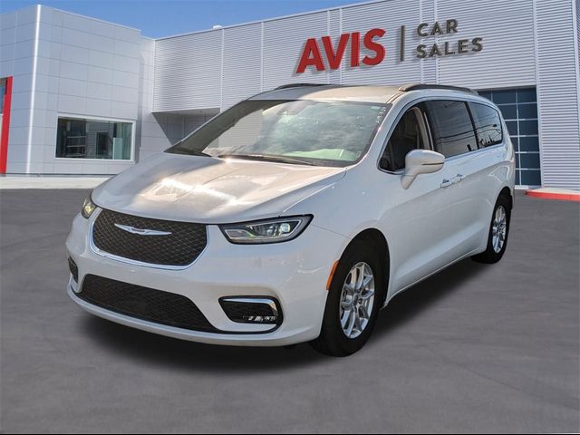 2022 Chrysler Pacifica Touring-L