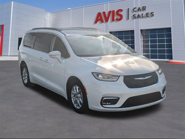 2022 Chrysler Pacifica Touring-L