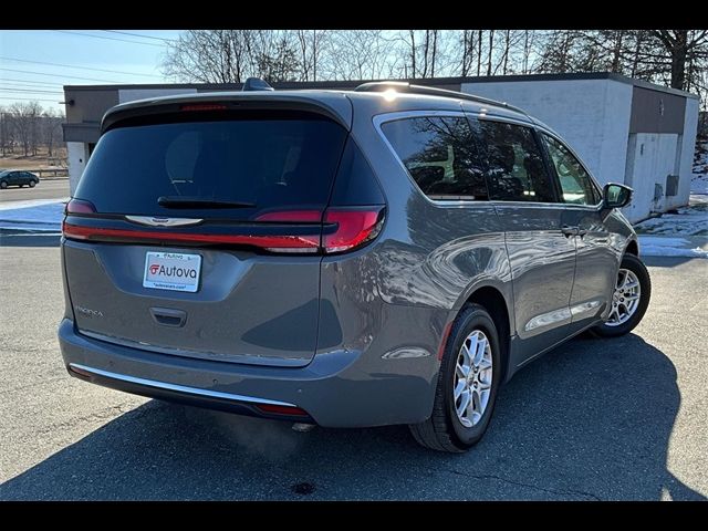 2022 Chrysler Pacifica Touring-L