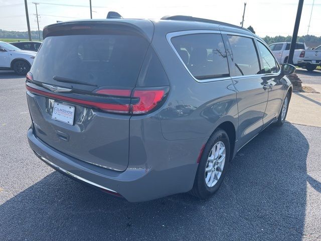 2022 Chrysler Pacifica Touring-L