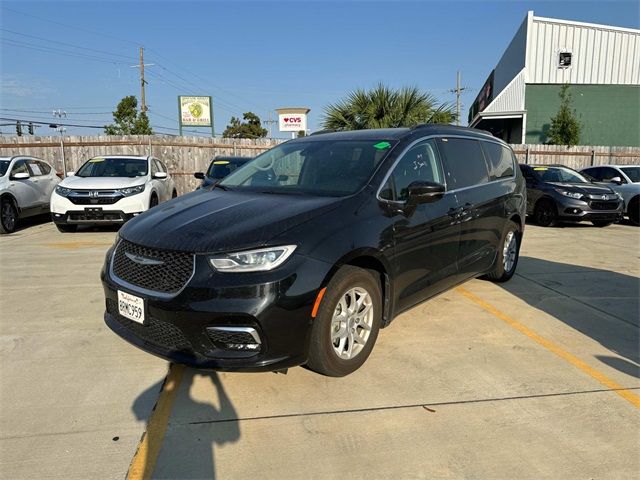 2022 Chrysler Pacifica Touring-L