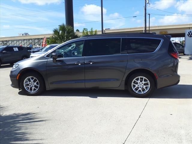 2022 Chrysler Pacifica Touring-L