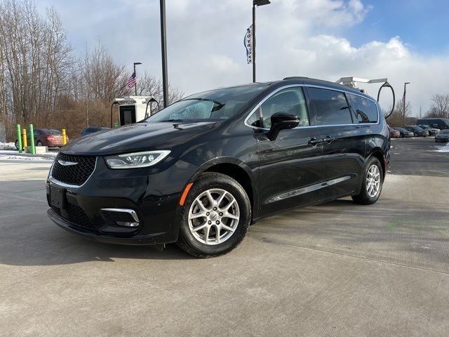 2022 Chrysler Pacifica Touring-L