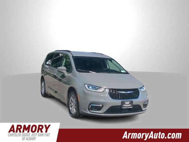 2022 Chrysler Pacifica Touring-L